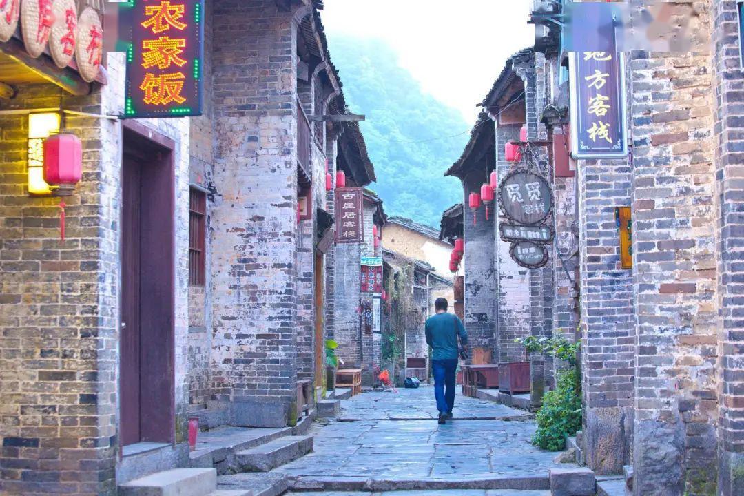 探索银行卡交易记录交易渠道柜台能查到吗?社区的精彩世界!